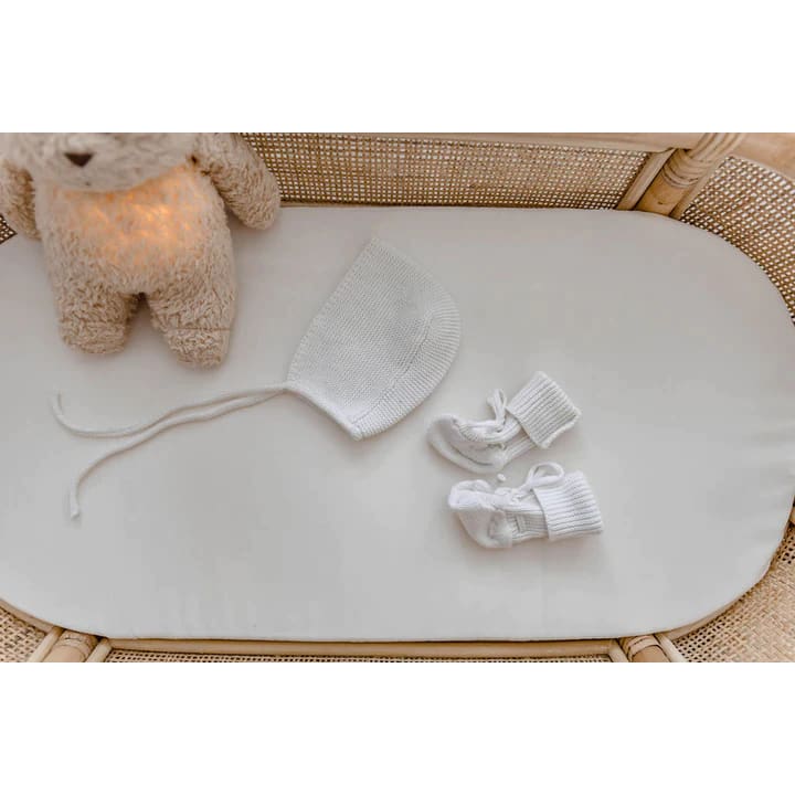 Newborn Bonnet - White - Beanies