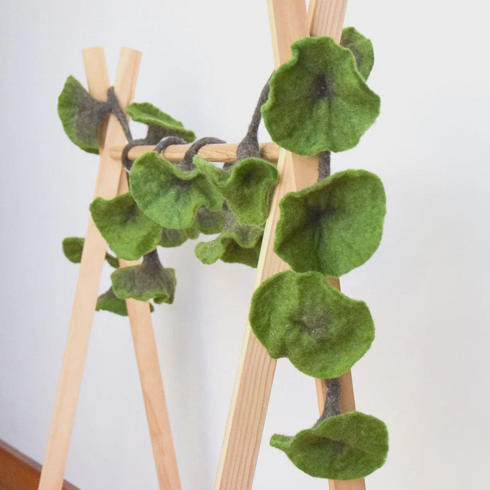 Flower Garland - Green - Counting