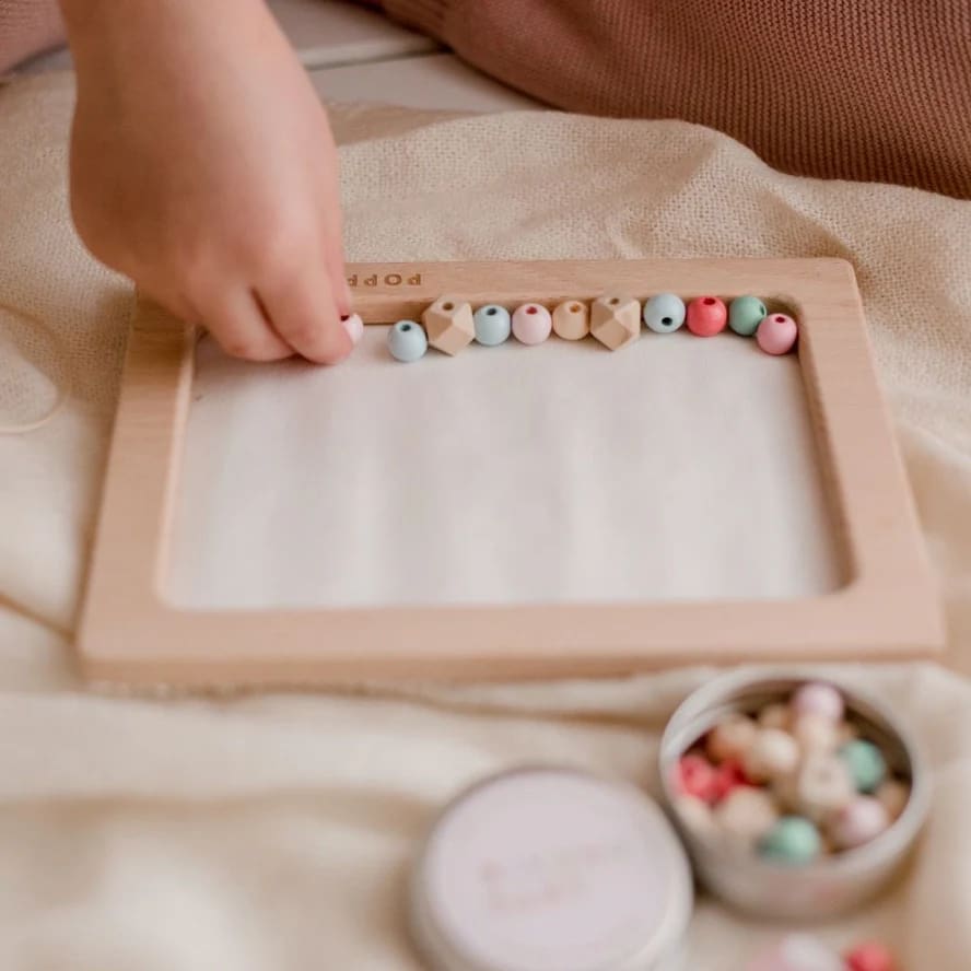 Friendship Necklaces - Arts &amp; Crafts