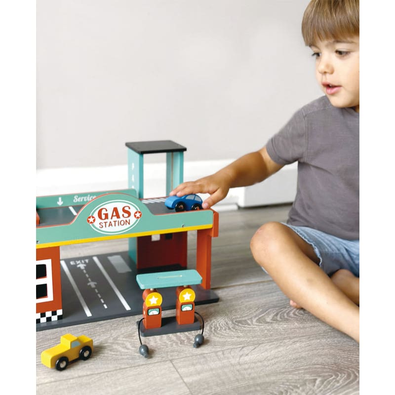 Gas Station Garage - Wooden Toys