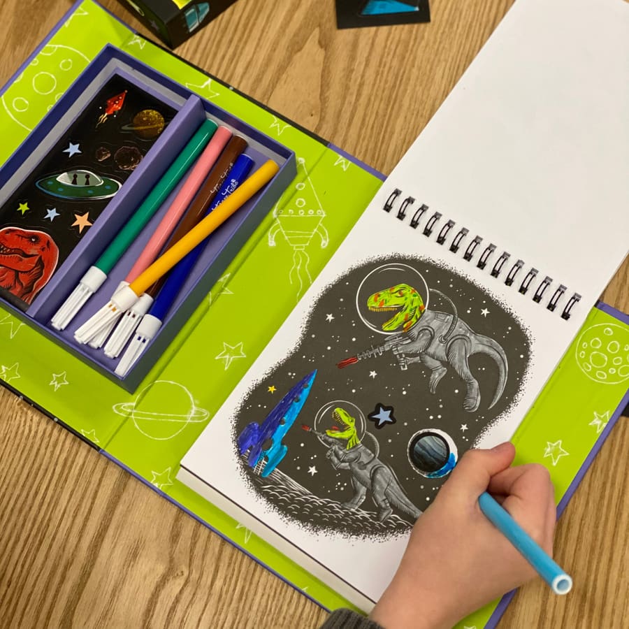 Colouring Set - Dinos in Space - Play&gt;Craft &amp; Colour